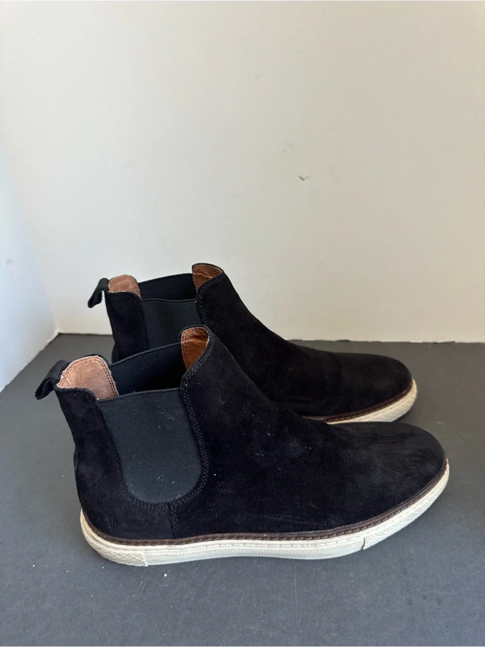 Frye Gates black suede Chelsea boots. Size 9